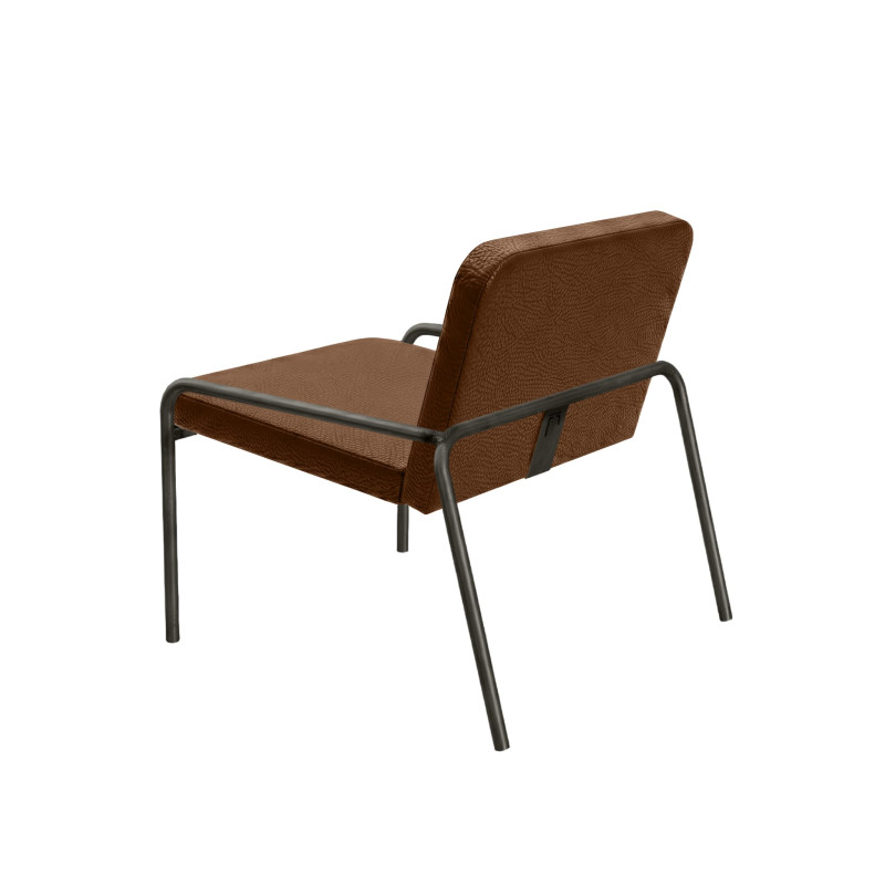 tissu marron - pied vernis