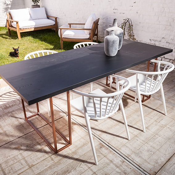 table d'extérieur avec lanselle découpe
