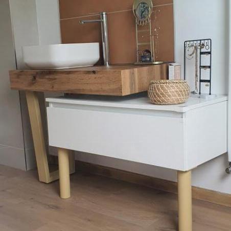 Pied pour surélever un meuble de salle de bain 