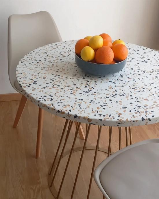 Table central avec pied circulaire rond