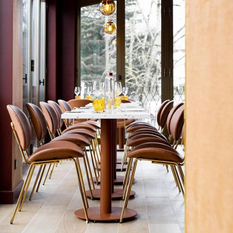 Table à manger bistrot pour restaurant