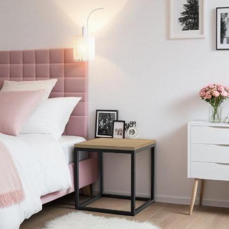 Table de chevet avec pied cubique