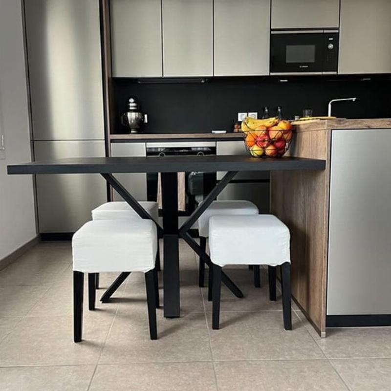 Création d'une table à manger dans un prolongement d'ilot