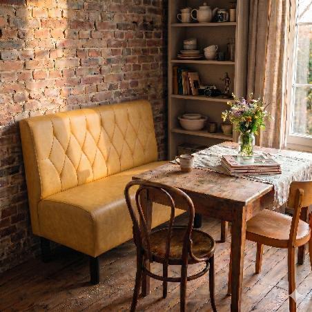 Banquette en simili cuir dossier sur piqure losange