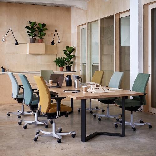 Table de réunion en chêne massif 240x100 cm - design pied en M