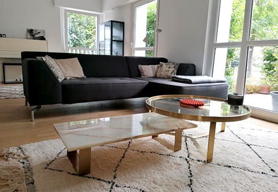 Quelles vis pour fixer le-s pied-s de table au plateau ?