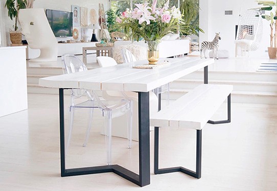 HOW TO MAKE YOUR DINING TABLE YOURSELF?